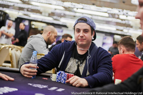 Matouš Houžvíček Matouš Houžvíček