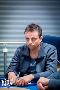 Mari&aacute;n V&aacute;cha