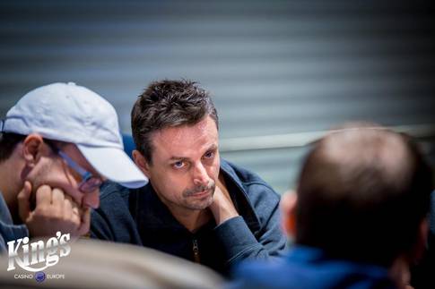 Mari&aacute;n V&aacute;cha