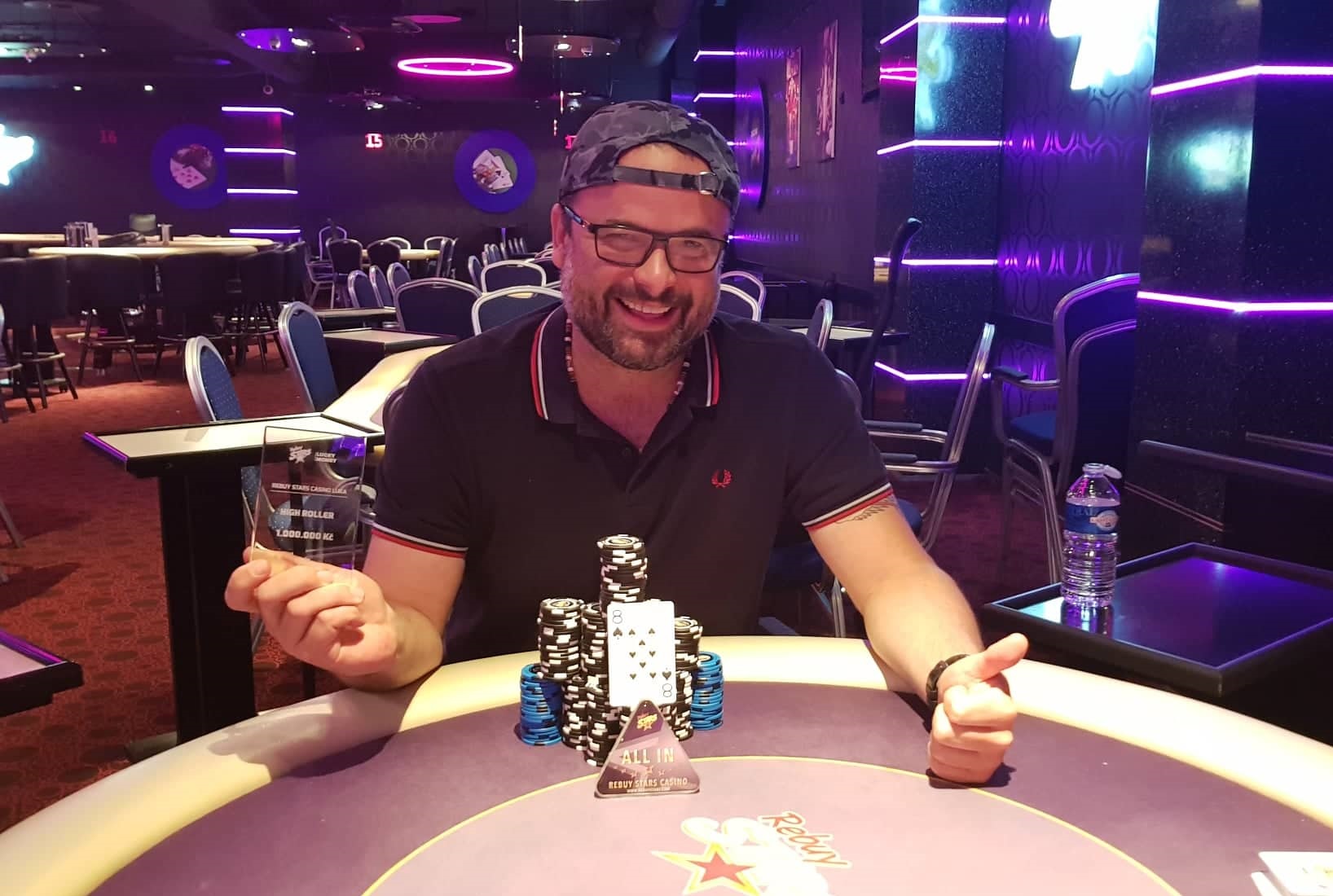 Po třech týdnech další trofej. Lukáš Záškodný si na Lukách podmanil High Roller Po třech týdnech další trofej. Lukáš Záškodný si na Lukách podmanil High Roller