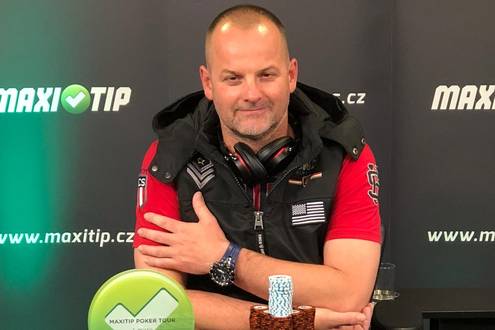Tom&aacute;&scaron; Macek