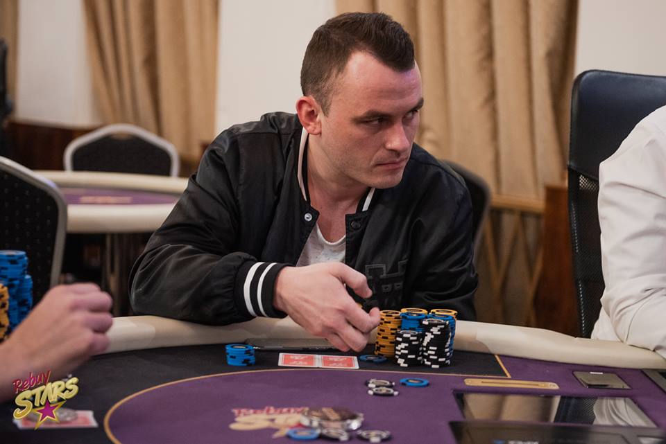 Pro český chiplead si v MPN Main Eventu v Savarinu dolétl Vilém Vrána Pro český chiplead si v MPN Main Eventu v Savarinu dolétl Vilém Vrána