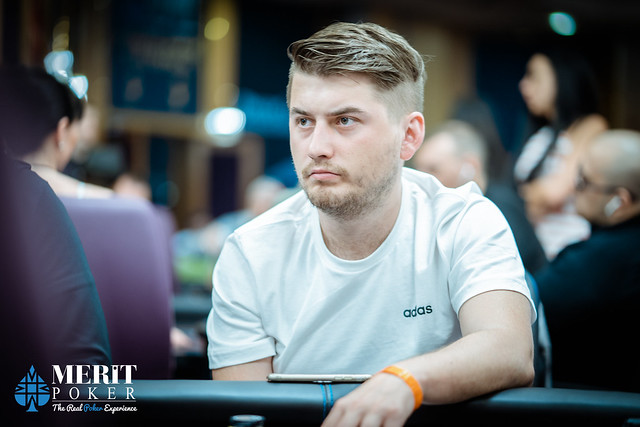Na druhý pokus už to vyšlo, Michal Sklenička mezi lídry kyperského Meritu Na druhý pokus už to vyšlo, Michal Sklenička mezi lídry kyperského Meritu