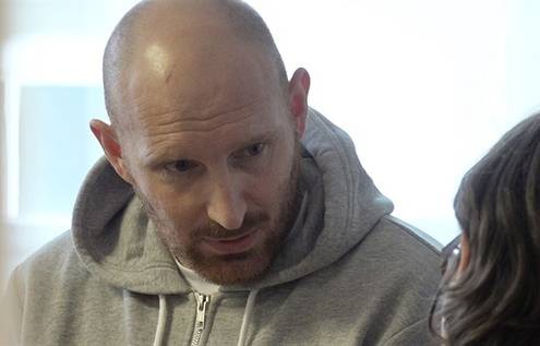 Pozor na něj. Antonius a spol. varují před v Česku odsouzeným podvodníkem Pozor na něj. Antonius a spol. varují před v Česku odsouzeným podvodníkem