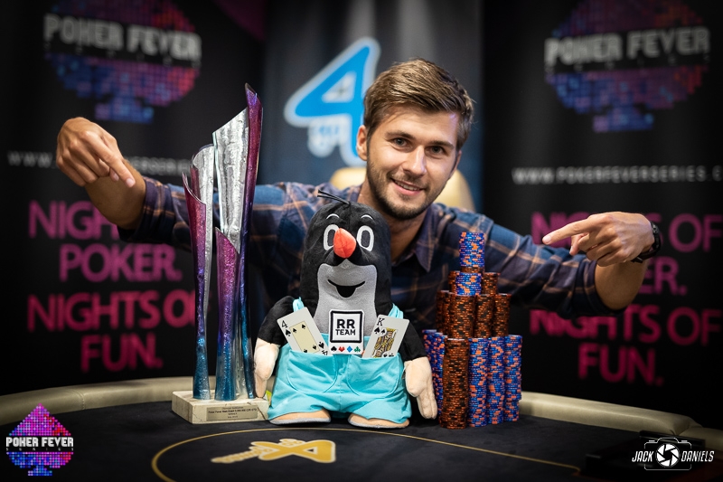 Na vrchol Poker Feveru vystoupal Mateusz Dziewonski, Roman Rychlík druhý Na vrchol Poker Feveru vystoupal Mateusz Dziewonski, Roman Rychlík druhý