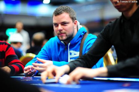 Vinkyy, serevsini, Alyz - a? Vyhlížíme dalšího českého šampiona WCOOP Vinkyy, serevsini, Alyz - a? Vyhlížíme dalšího českého šampiona WCOOP