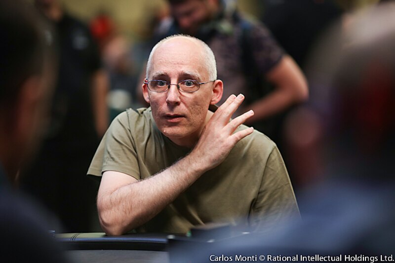 Talal Shakerchi blízko historickému doublu, do finále WCOOP Mainu vstoupí jako lídr Talal Shakerchi blízko historickému doublu, do finále WCOOP Mainu vstoupí jako lídr