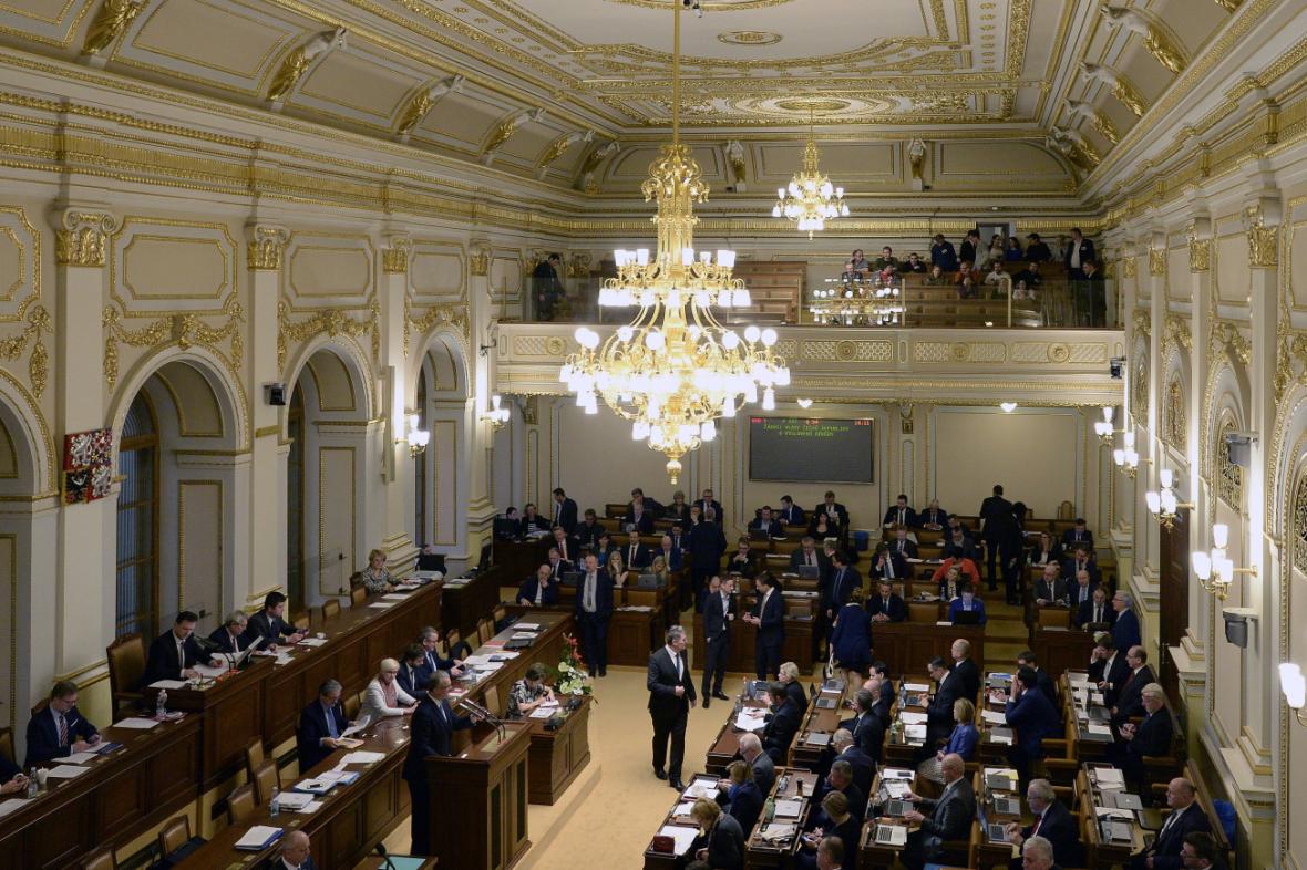 Skvělé zprávy ze Sněmovny: Danit až výhry nad 1.000.000 Kč, § 59 vyškrtnout Skvělé zprávy ze Sněmovny: Danit až výhry nad 1.000.000 Kč, § 59 vyškrtnout