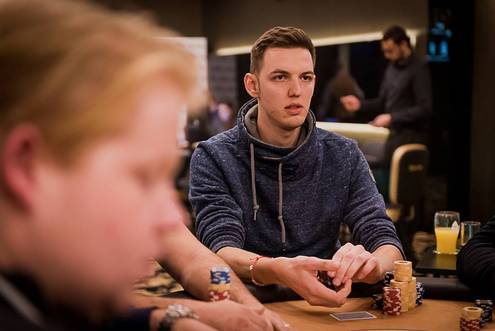 Jan Bednář prošel prvním flightem Master Classics of Poker Jan Bednář prošel prvním flightem Master Classics of Poker