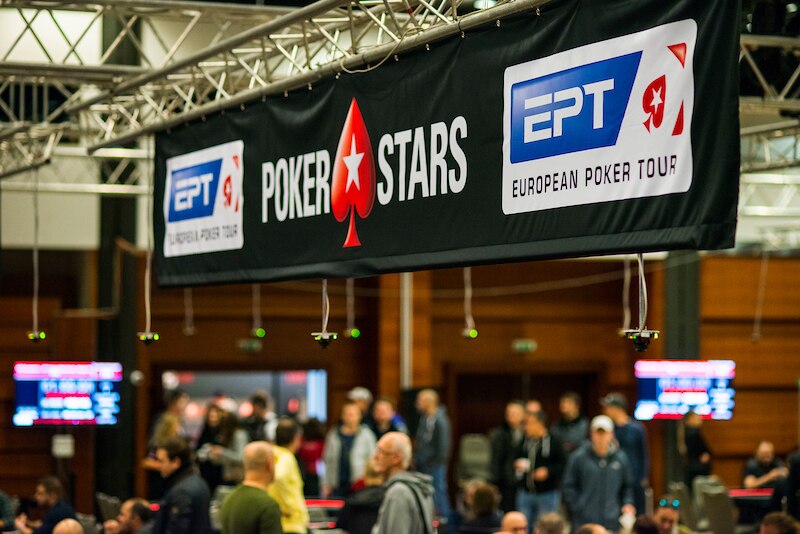 Pražská EPT zahájena, do €10tisícového otvíráku nastoupila hvězdná sestava Pražská EPT zahájena, do €10tisícového otvíráku nastoupila hvězdná sestava