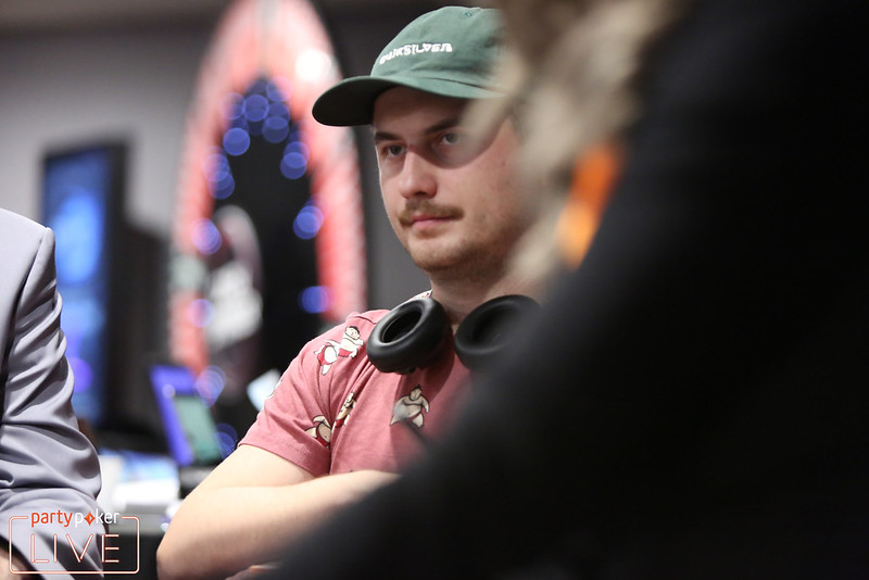 Pět KO regům za dvě hodiny, Michal Sklenička mezi lídry finále $10k Finale Pět KO regům za dvě hodiny, Michal Sklenička mezi lídry finále $10k Finale
