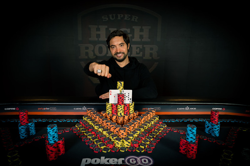 Také druhý letošní Super High Roller Bowl kořistí Timothyho Adamse, získává $3.600.000 Také druhý letošní Super High Roller Bowl kořistí Timothyho Adamse, získává $3.600.000