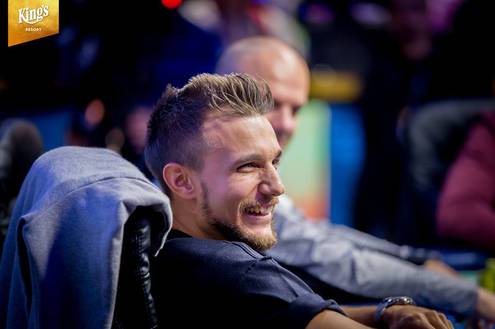 Pátek na Poker Masters patřil Evropanům, tituly pro Bujtase a Gielese Pátek na Poker Masters patřil Evropanům, tituly pro Bujtase a Gielese
