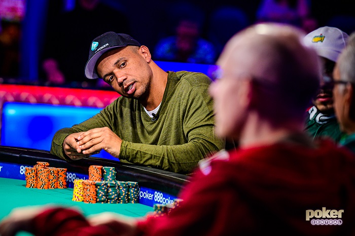 Phil Ivey stories: Co si na Twitteru špitají o legendárním hráči?