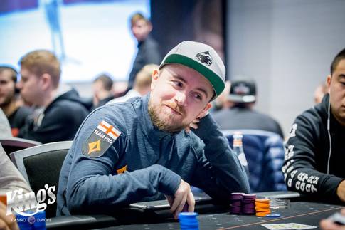 Patrick Leonard varuje: Neomezená re-entries zabíjejí online poker