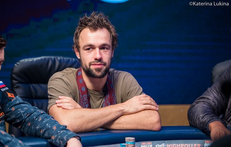 Ole dobývá SCOOP: Záznam $10.300 NLHE 8-Max High Rolleru Ole dobývá SCOOP: Záznam $10.300 NLHE 8-Max High Rolleru