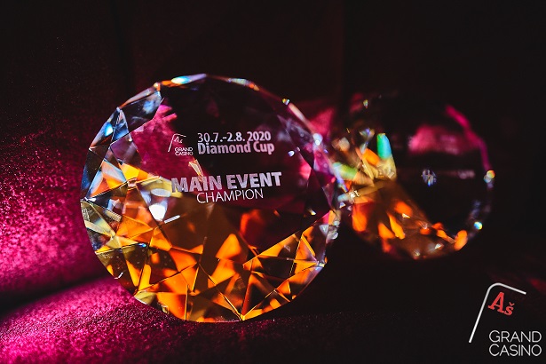 Tři Češi na final tablu, celkem si naši z Diamond Cupu odnášejí skoro €20.000 Tři Češi na final tablu, celkem si naši z Diamond Cupu odnášejí skoro €20.000