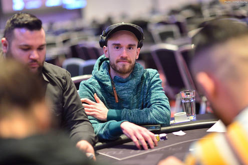 A zase ten Bounty Builder High Roller. Vocaaas bere bronz a spolu s ním $32.490 A zase ten Bounty Builder High Roller. Vocaaas bere bronz a spolu s ním $32.490