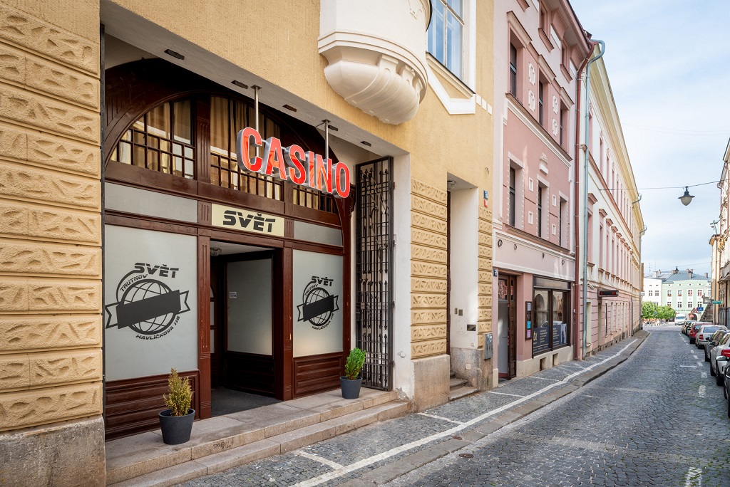 FPT se od září dočká nové posily, přijďte si zahrát do Casina Svět v Trutnově FPT se od září dočká nové posily, přijďte si zahrát do Casina Svět v Trutnově