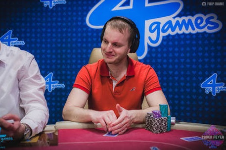 Hodolanský Poker Fever startuje, Desmo na úvod runner-up 30.000 Kč Super High Rolleru Hodolanský Poker Fever startuje, Desmo na úvod runner-up 30.000 Kč Super High Rolleru