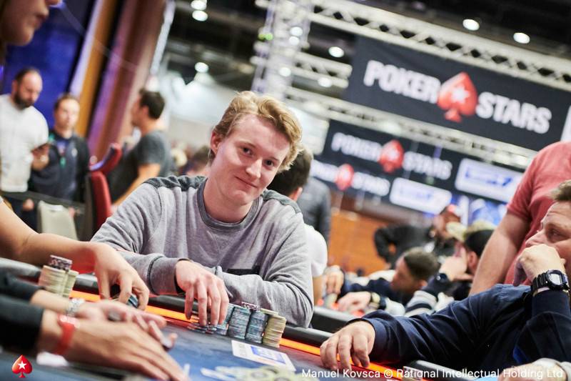 Dnes budeme railovat, Vojtěch Šusta a petrrrr1973 ve finále WCOOP Sunday Slamu Dnes budeme railovat, Vojtěch Šusta a petrrrr1973 ve finále WCOOP Sunday Slamu
