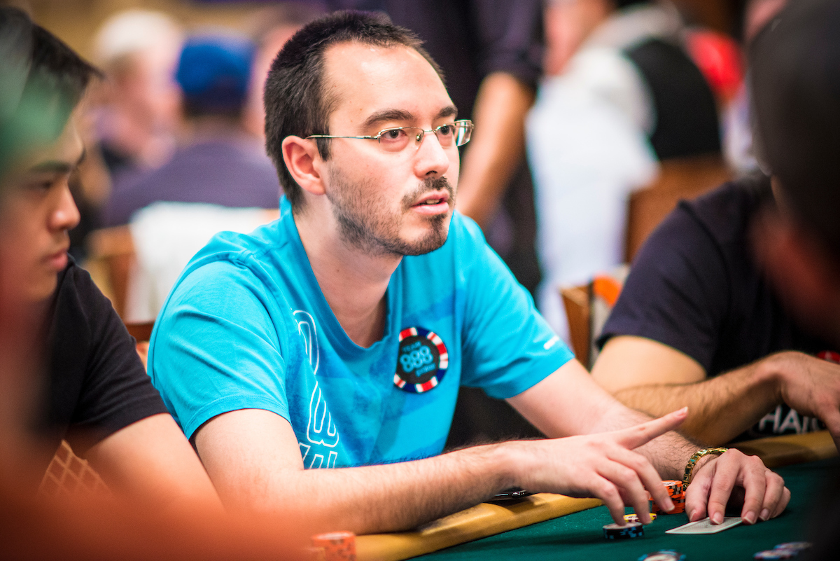 Mrkněte na top 5 hand WSOP Main Eventu 2016 Mrkněte na top 5 hand WSOP Main Eventu 2016