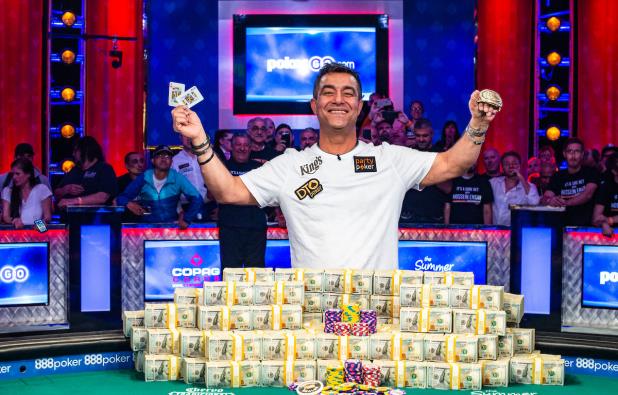 Mrkněte na top 5 hand WSOP Main Eventu 2019