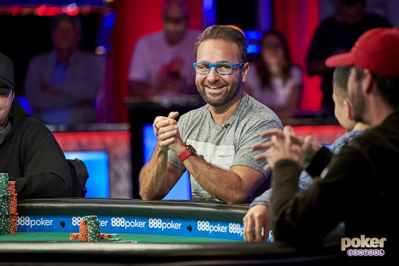 Nekrology mi ještě nepište, vzkazuje Negreanu. V noci vyhrál přes $80 tisíc Nekrology mi ještě nepište, vzkazuje Negreanu. V noci vyhrál přes $80 tisíc
