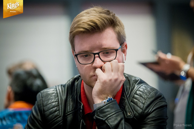 Vojta Škalák na hvězdném final tablu High Roller Big Game, Sklenička padl na jeho bublině Vojta Škalák na hvězdném final tablu High Roller Big Game, Sklenička padl na jeho bublině