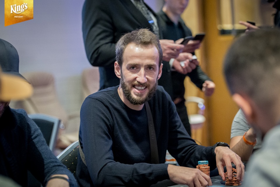 Nedělní party: Jakub Oliva u posledních dvou stolů WPT Playground Closeru Nedělní party: Jakub Oliva u posledních dvou stolů WPT Playground Closeru