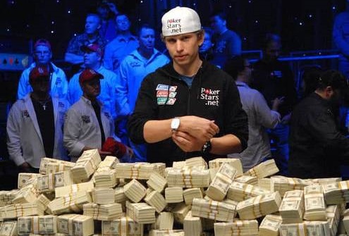 Video: Jak Peter Eastgate vyhrál $9,15 milionu ve WSOP Main Eventu 2008